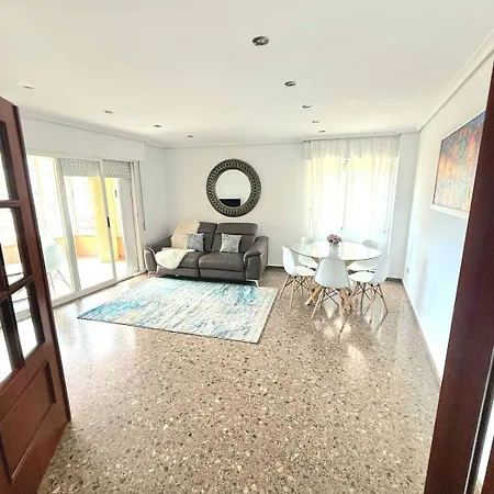 Playa Del Pinar غراو ذي كاستيّيون